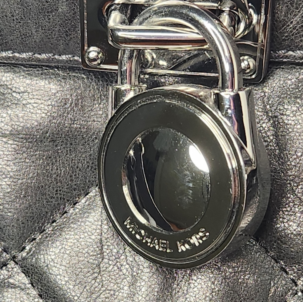 MICHAEL KORS Hamilton Quilted Metallic Gray Tote/Shoulder Bag - Picture 5 of 17